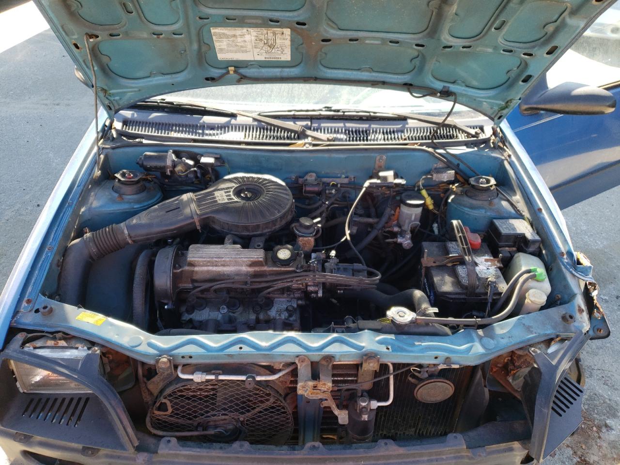 Photo 7 from auction – 1993 GEO METRO with VIN 2C1MR2466P6726073