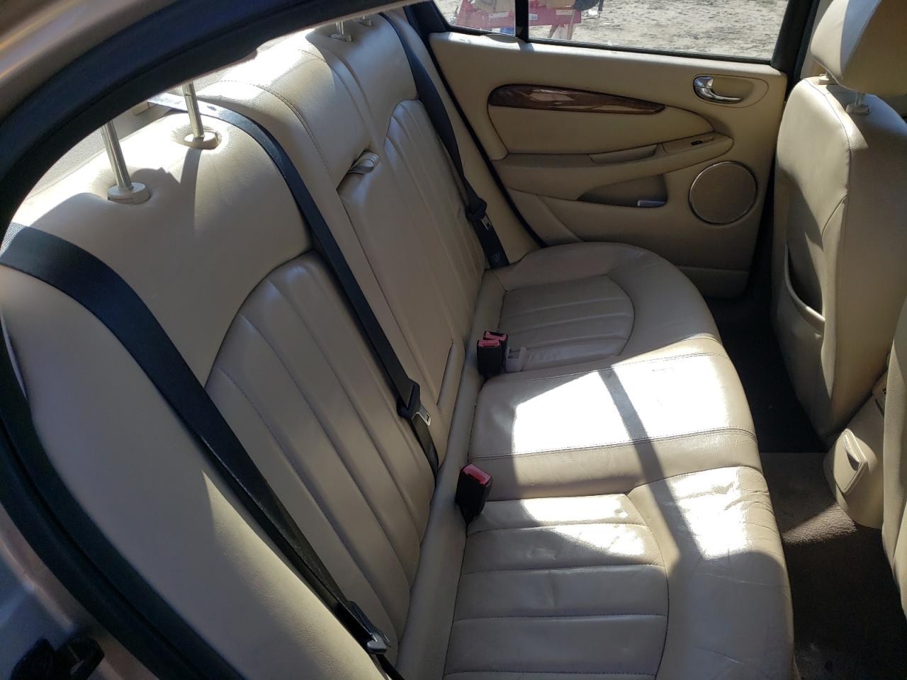 Photo 6 from auction – 2004 JAGUAR X-TYPE 3.0 with VIN SAJEA51C64WE16215