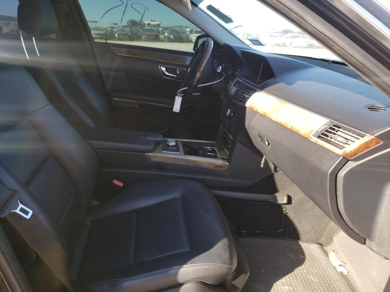 Photo 5 from auction – 2011 MERCEDES-BENZ E 350 BLUE with VIN WDDHF2EB1BA355480