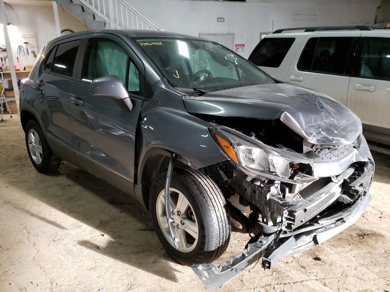 CHEVROLET TRAX LS 2020 with VIN 3GNCJNSB3LL243449 - Photo from auction