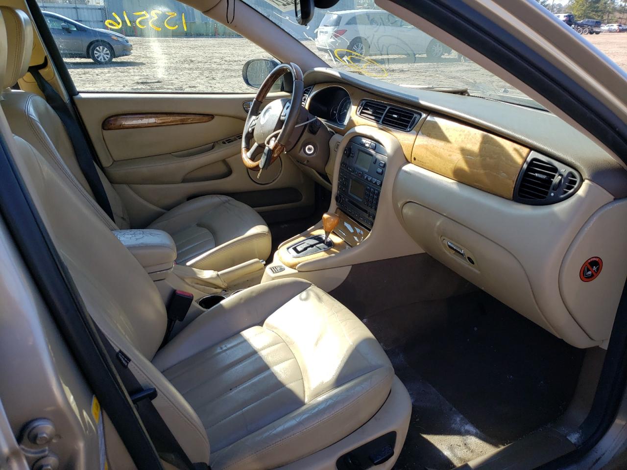 Photo 5 from auction – 2004 JAGUAR X-TYPE 3.0 with VIN SAJEA51C64WE16215