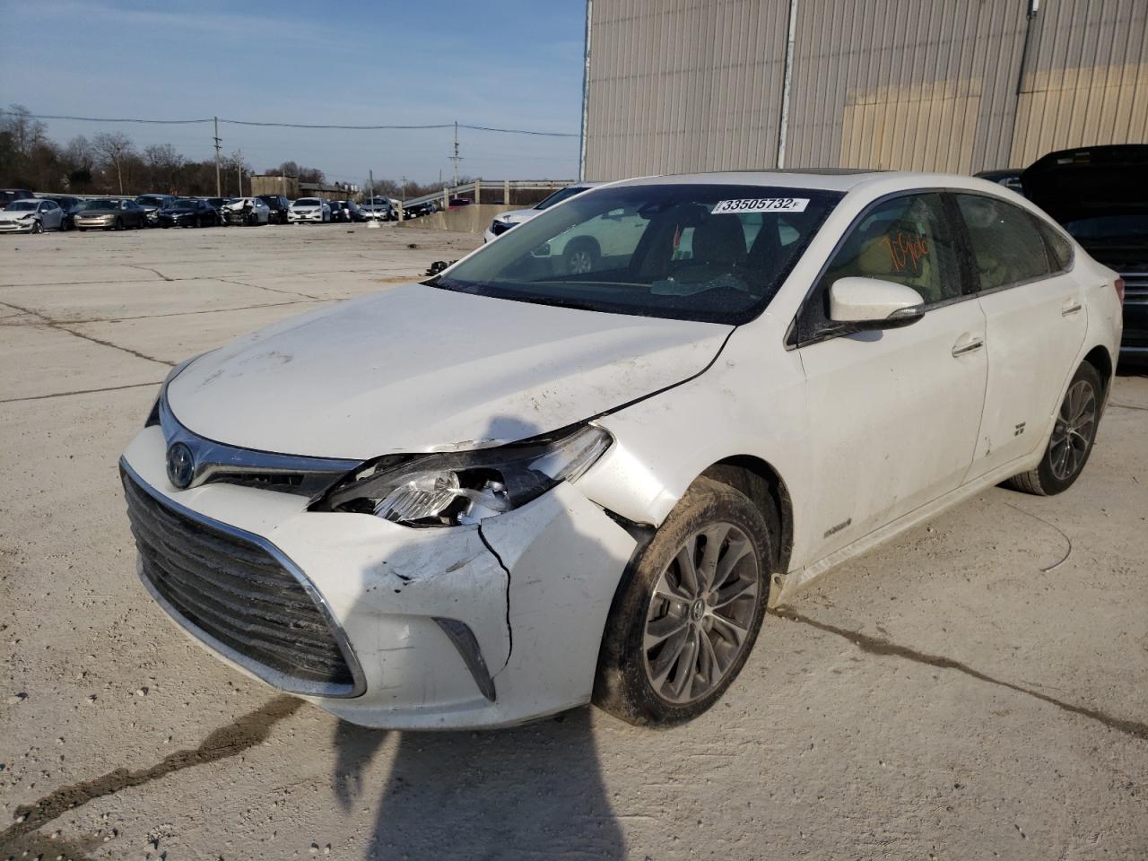 Photo 2 from auction – 2018 TOYOTA AVALON HYB with VIN 4T1BD1EB7JU064510