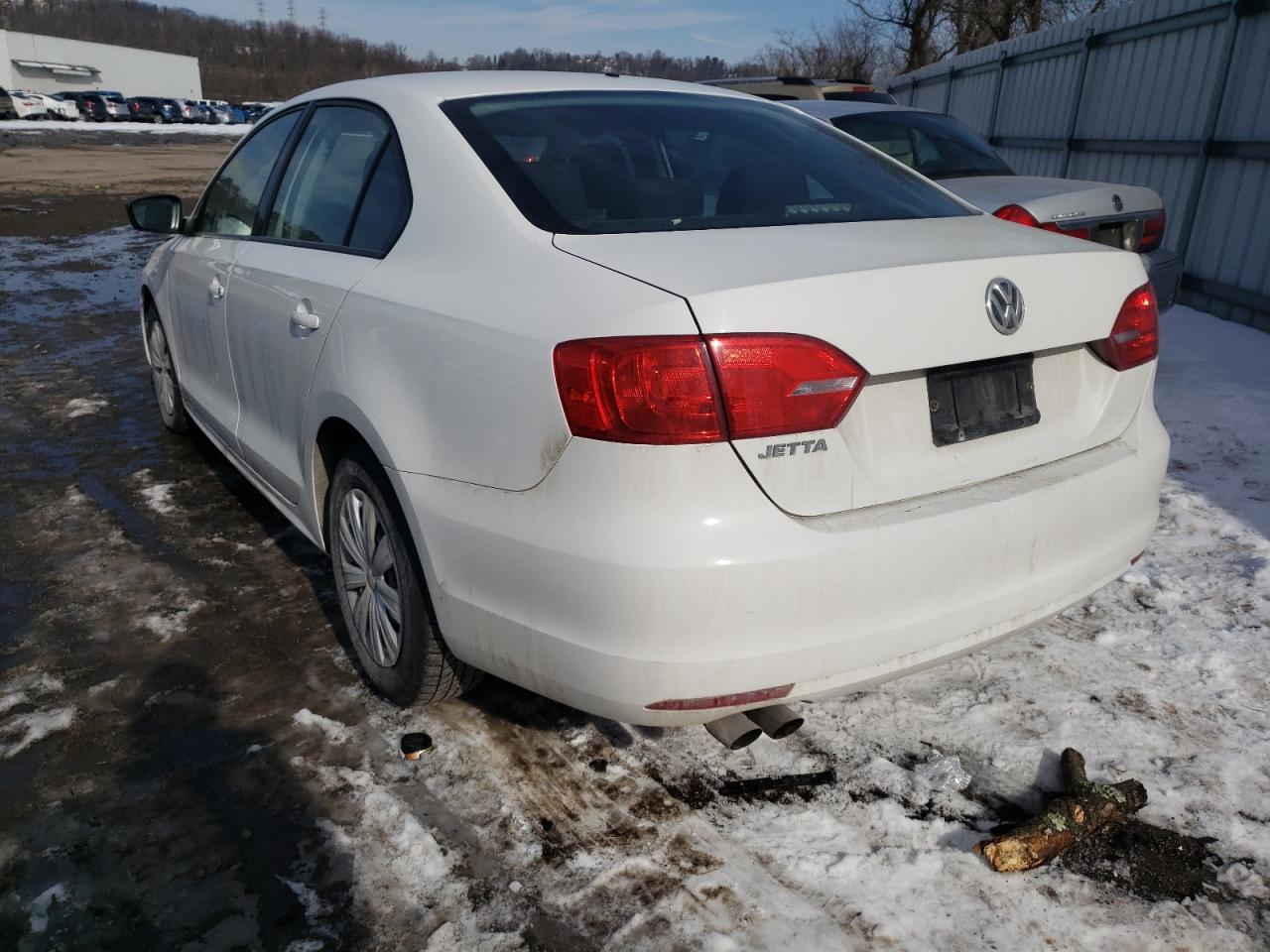 Photo 3 from auction – 2013 VOLKSWAGEN JETTA BASE with VIN 3VW2K7AJ0DM227160