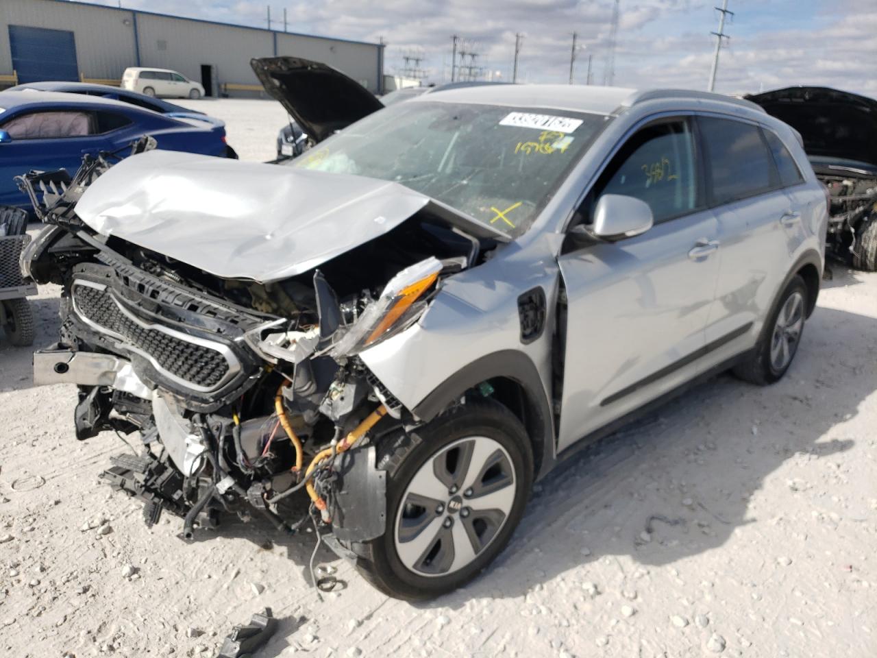 Photo 2 from auction – 2018 KIA NIRO EX PR with VIN KNDCC3LD2J5157067