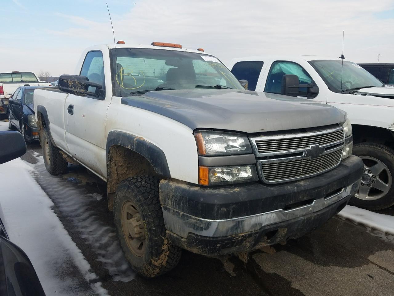 CHEVROLET SILVERADO 2007 with VIN 1GCHK34U47E126290 - Photo from auction