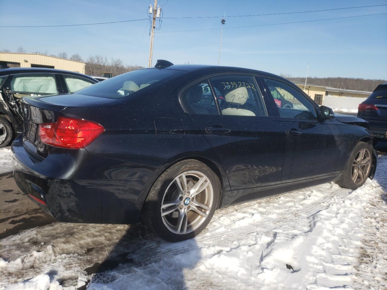 Photo 4 from auction – 2015 BMW 328 XI with VIN WBA3B3C56FF546868