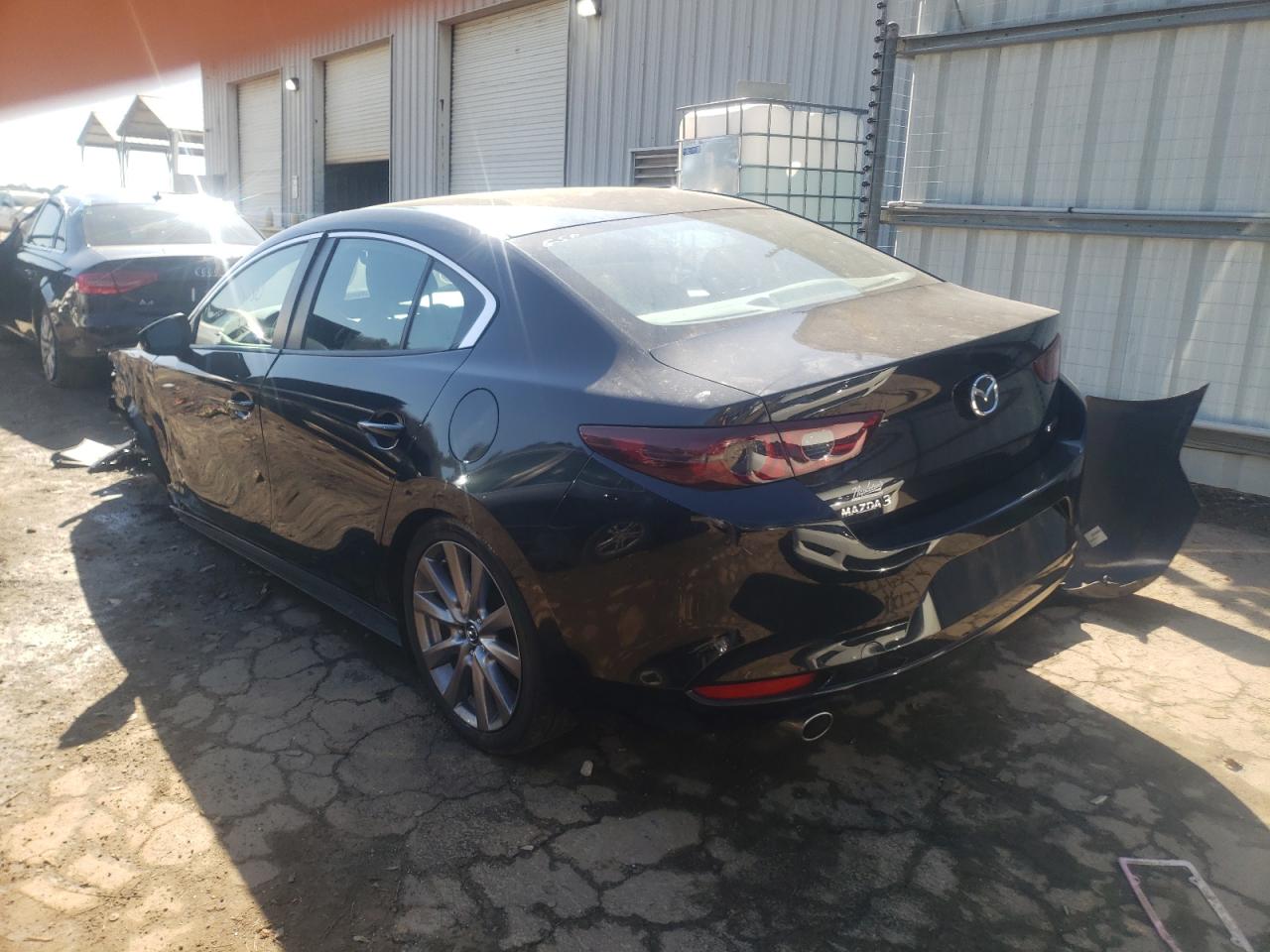 Photo 3 from auction – 2019 MAZDA 3 SELECT with VIN 3MZBPAAL6KM112155
