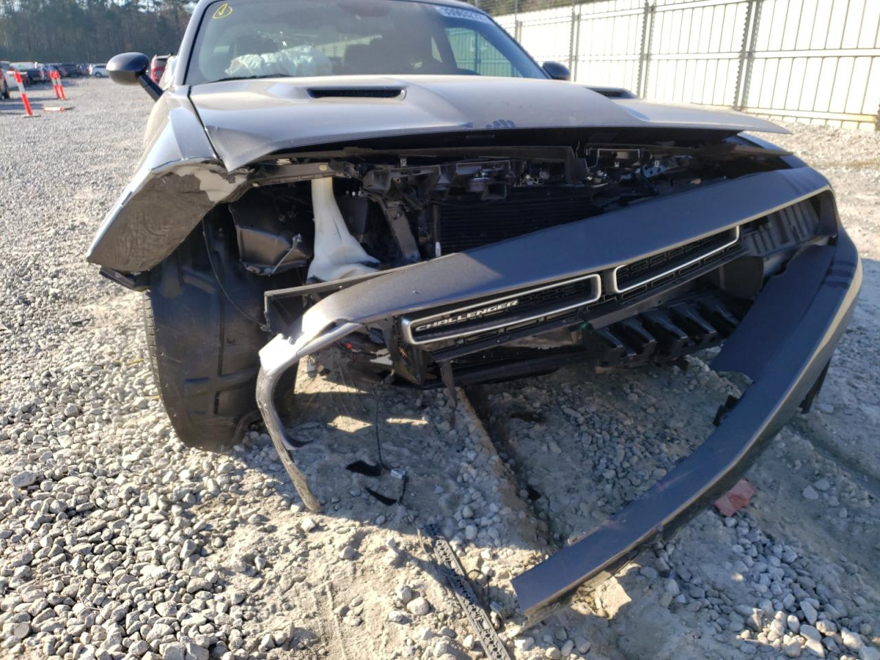 Photo 9 from auction – 2019 DODGE CHALLENGER with VIN 2C3CDZAG6KH571545