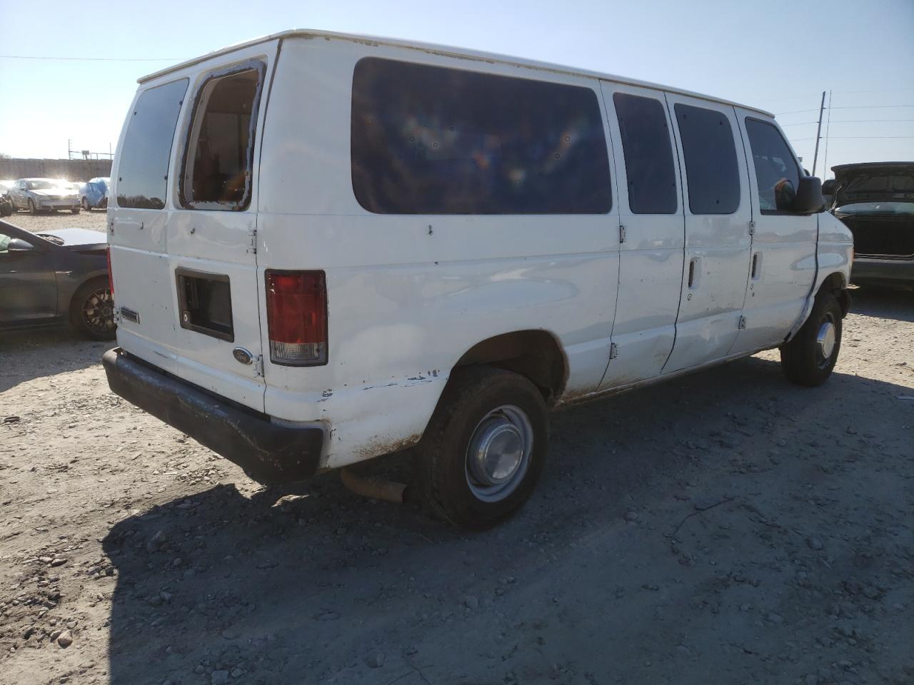 Фото 4 с аукциона – 2006 FORD ECONOLINE с VIN 1FBNE31L46DA31100