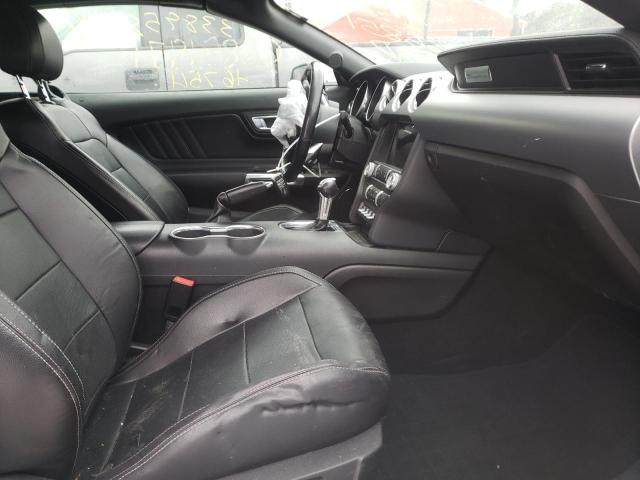 Photo 5 from auction – 2019 FORD MUSTANG with VIN 1FATP8UH5K5115552