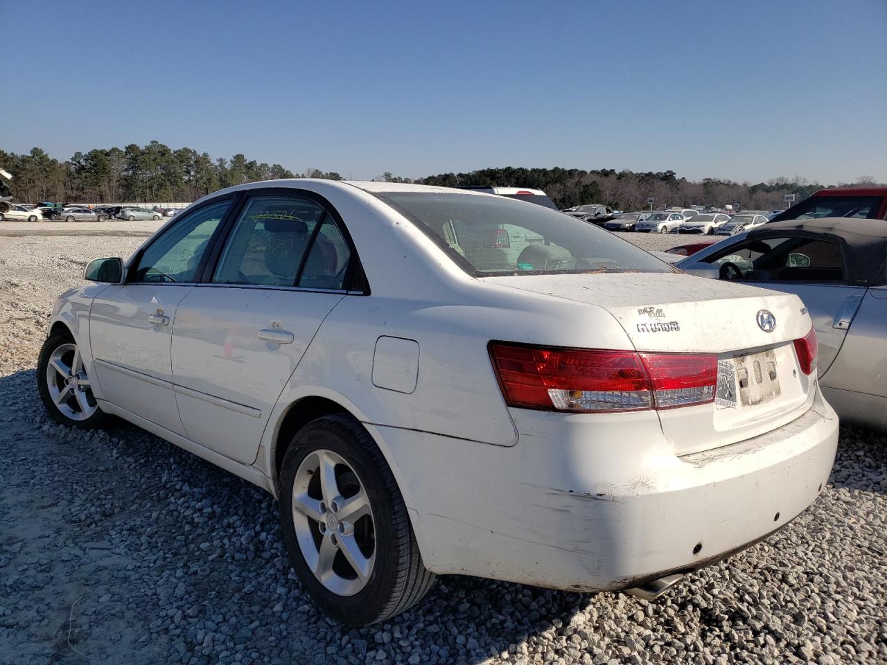 Photo 3 from auction – 2007 HYUNDAI SONATA SE with VIN 5NPEU46F97H162977
