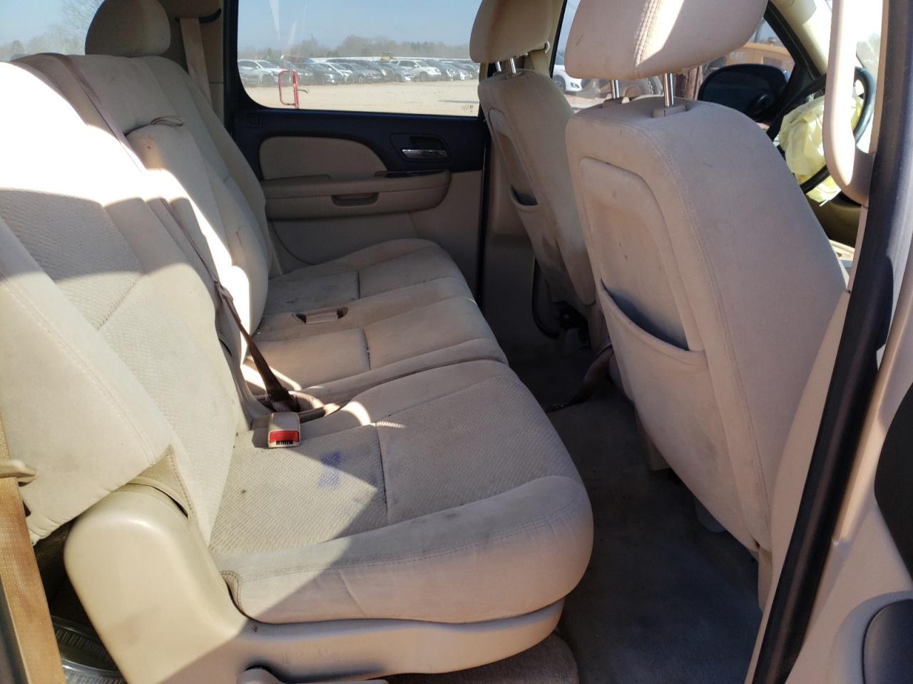 Photo 6 from auction – 2007 CHEVROLET SUBURBAN C with VIN 3GNFC16037G142113