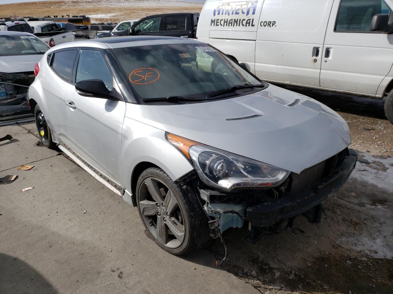 HYUNDAI VELOSTER T 2013 with VIN KMHTC6AE6DU106299 - Photo from auction