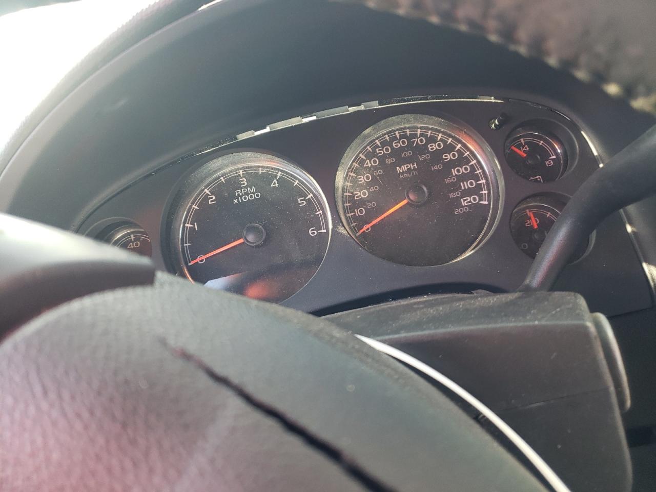 Photo 8 from auction – 2008 CHEVROLET AVALANCHE with VIN 3GNFK123X8G222500