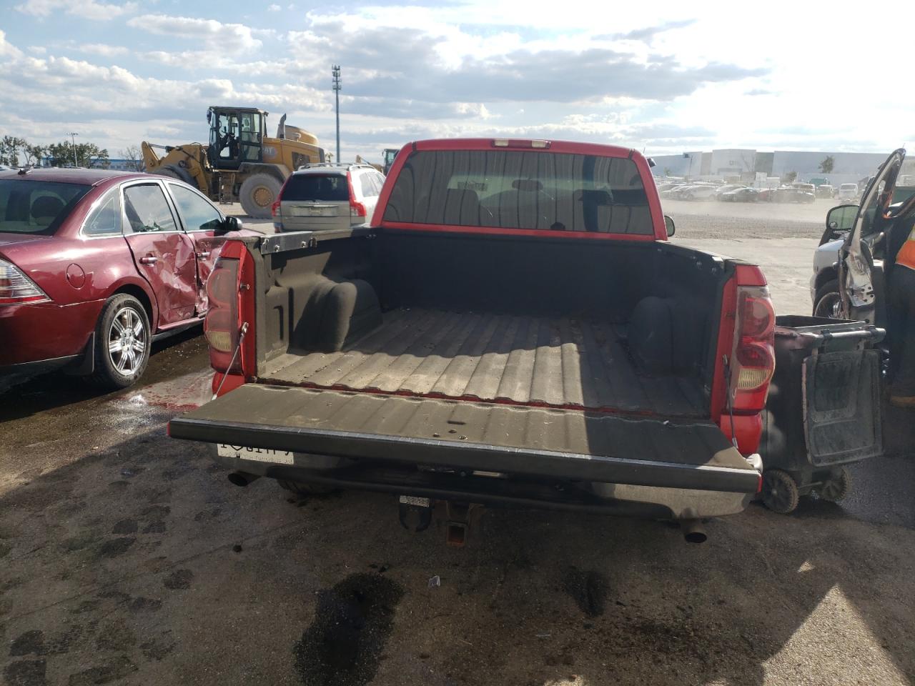 Photo 9 from auction – 2003 CHEVROLET SILVERADO with VIN 1GCEC19T23Z146173