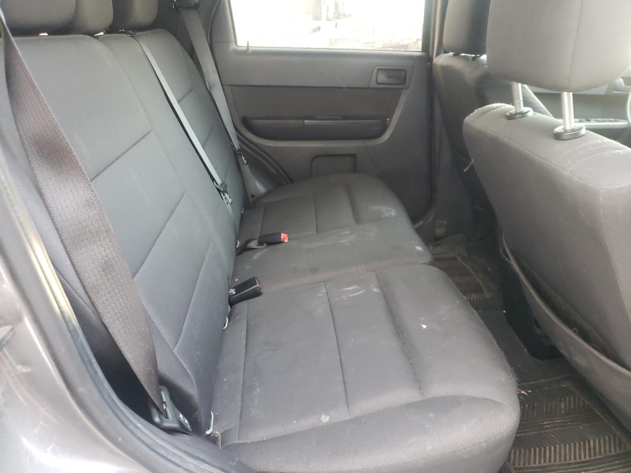 Photo 6 from auction – 2011 FORD ESCAPE XLT with VIN 1FMCU9D74BKC33332