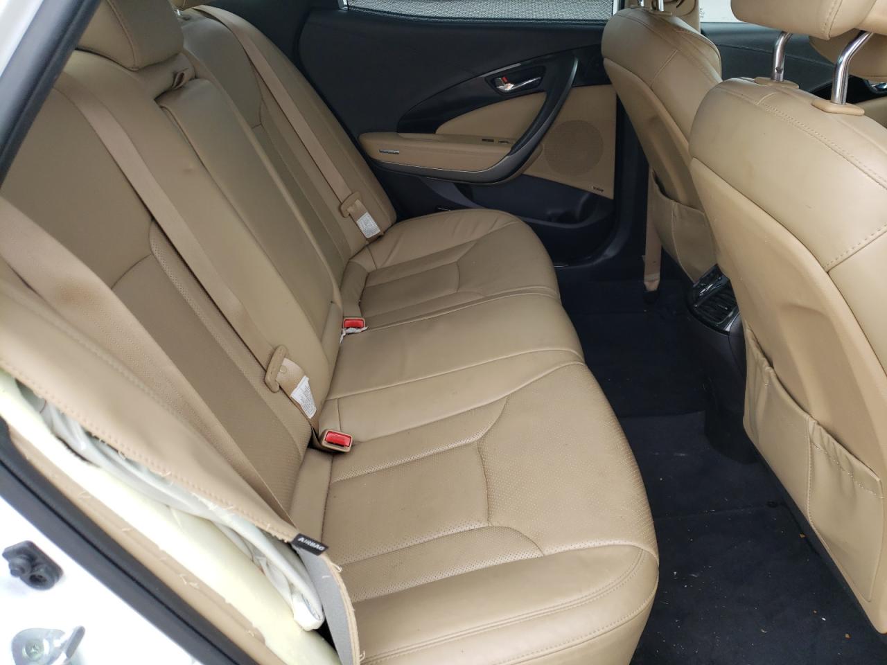 Photo 6 from auction – 2015 HYUNDAI AZERA LIMI with VIN KMHFH4JG2FA449040