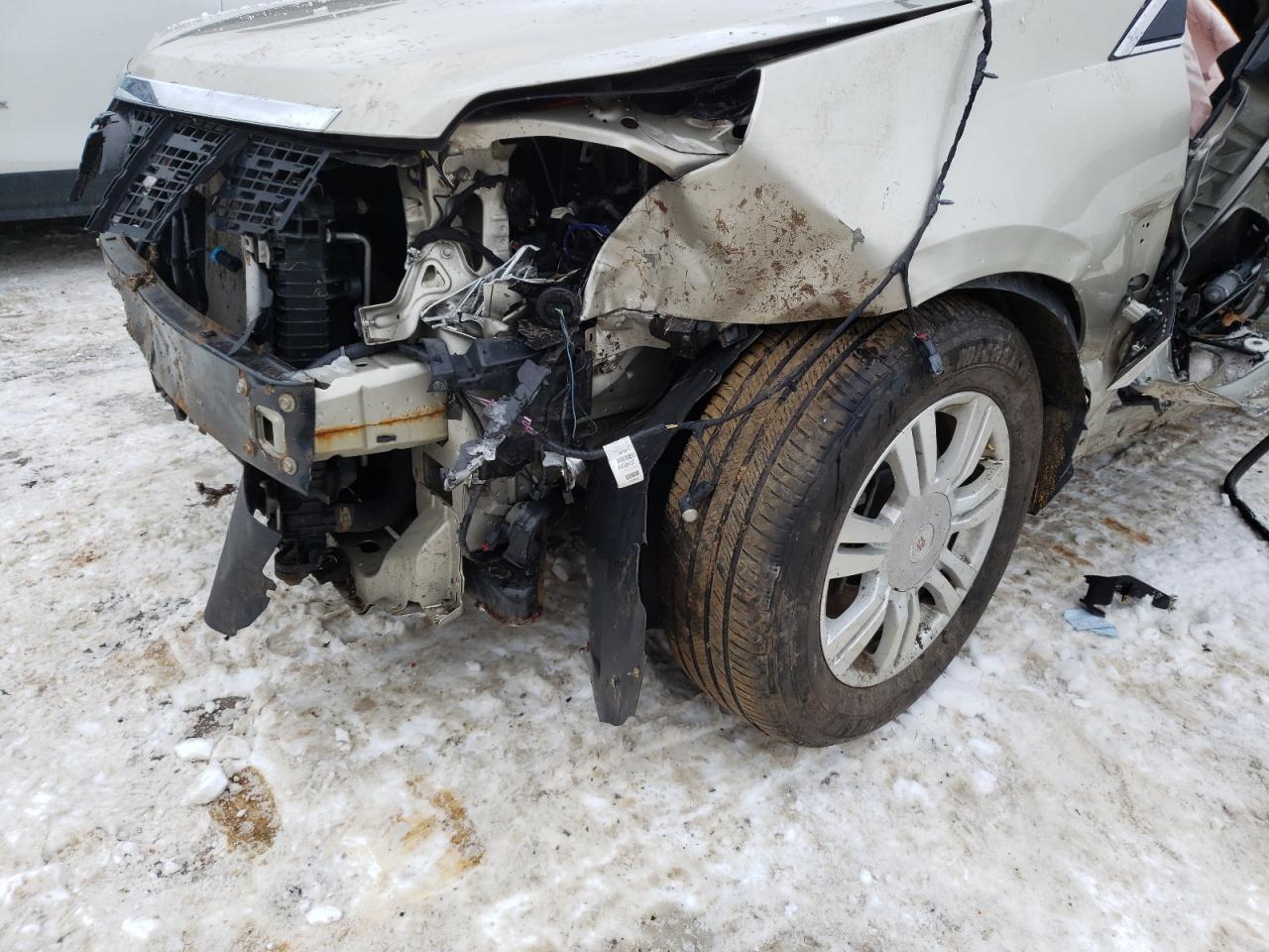 Photo 10 from auction – 2015 CADILLAC SRX LUXURY with VIN 3GYFNEE37FS578524