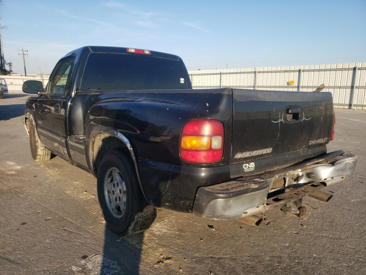 Photo 3 from auction – 2002 CHEVROLET SILVERADO with VIN 1GCEC14T02Z199136