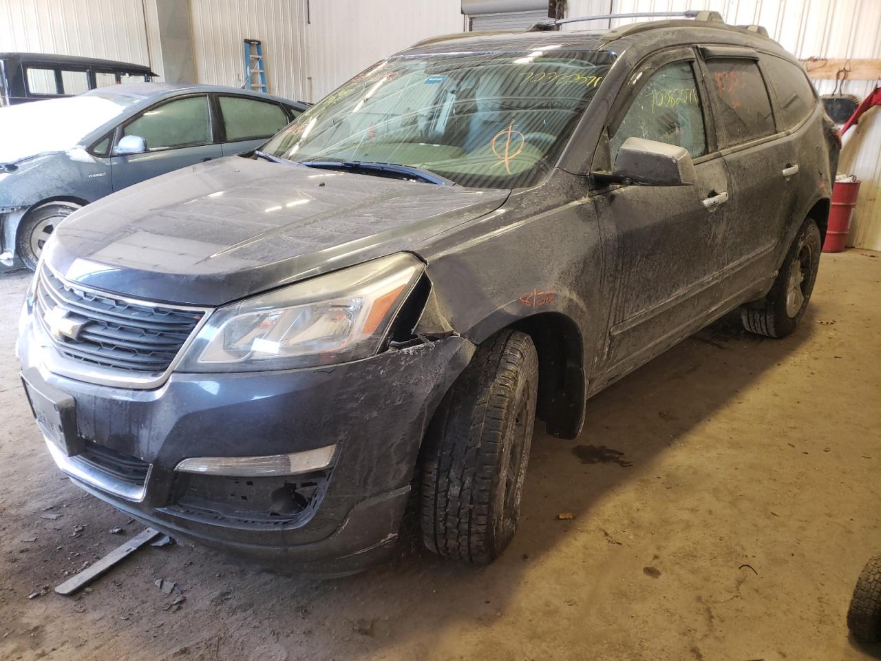 Photo 2 from auction – 2014 CHEVROLET TRAVERSE L with VIN 1GNKVFED2EJ115510
