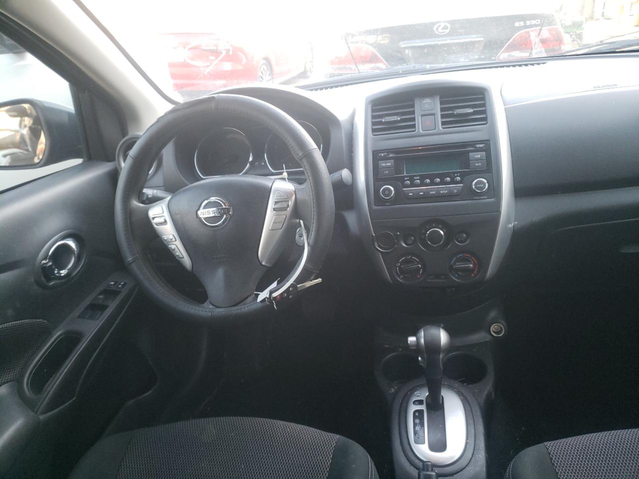 Photo 9 from auction – 2017 NISSAN VERSA S with VIN 3N1CN7AP6HL851093