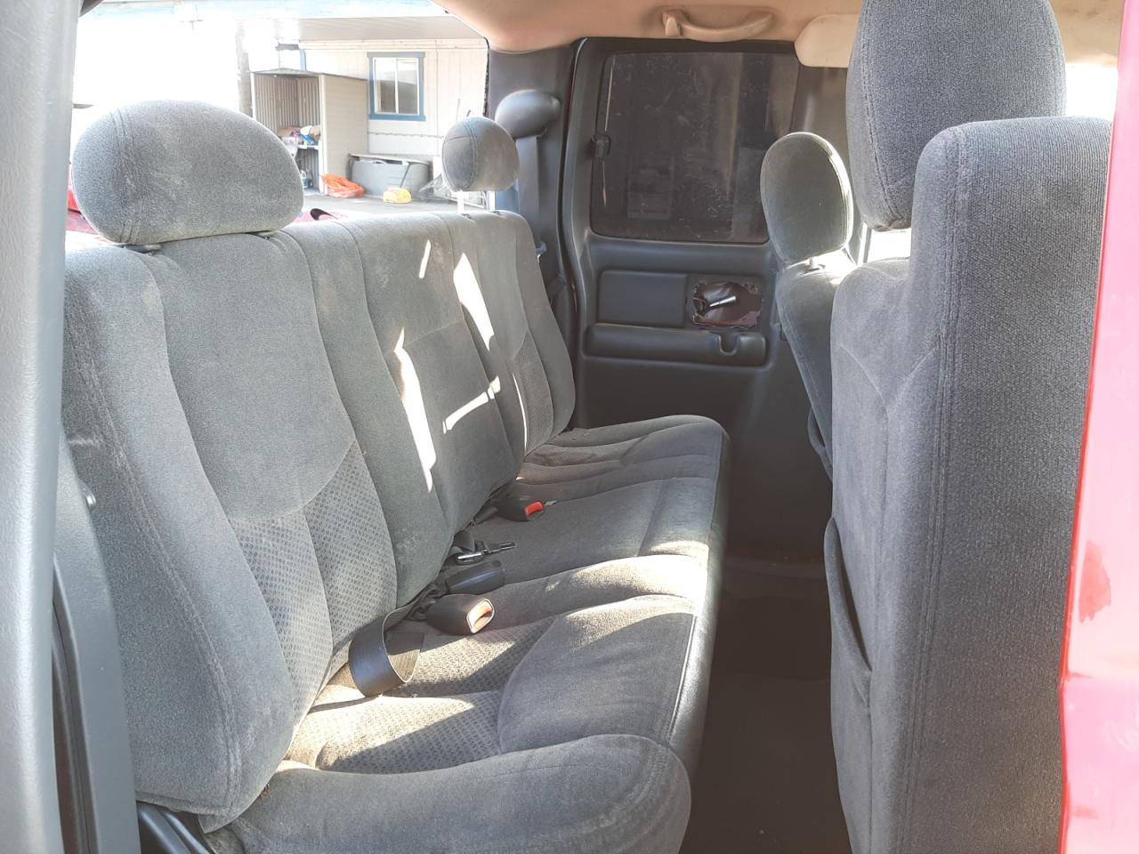 Photo 6 from auction – 2004 CHEVROLET SILVERADO with VIN 2GCEC19V641340619