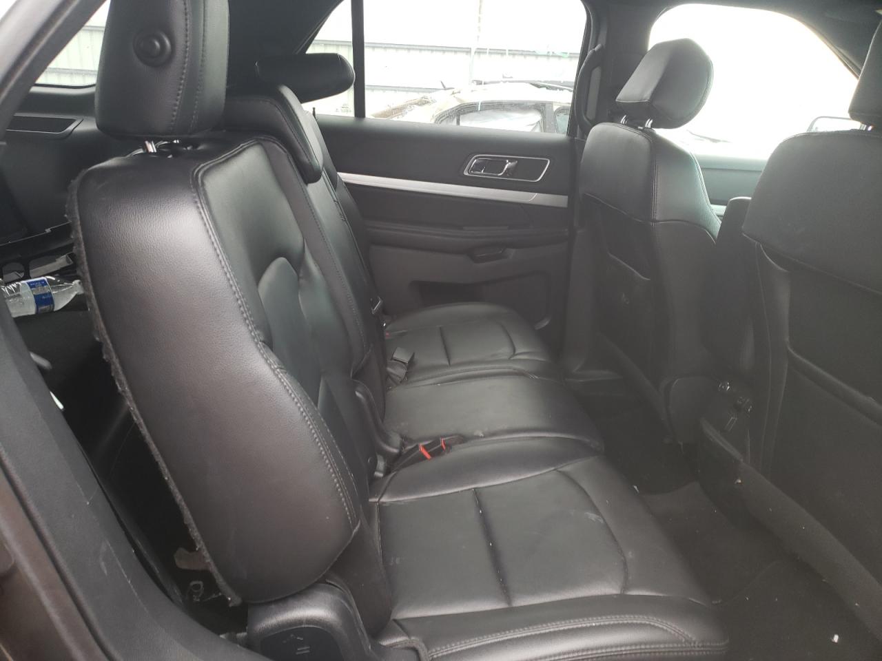 Photo 6 from auction – 2016 FORD EXPLORER X with VIN 1FM5K8D85GGC95124