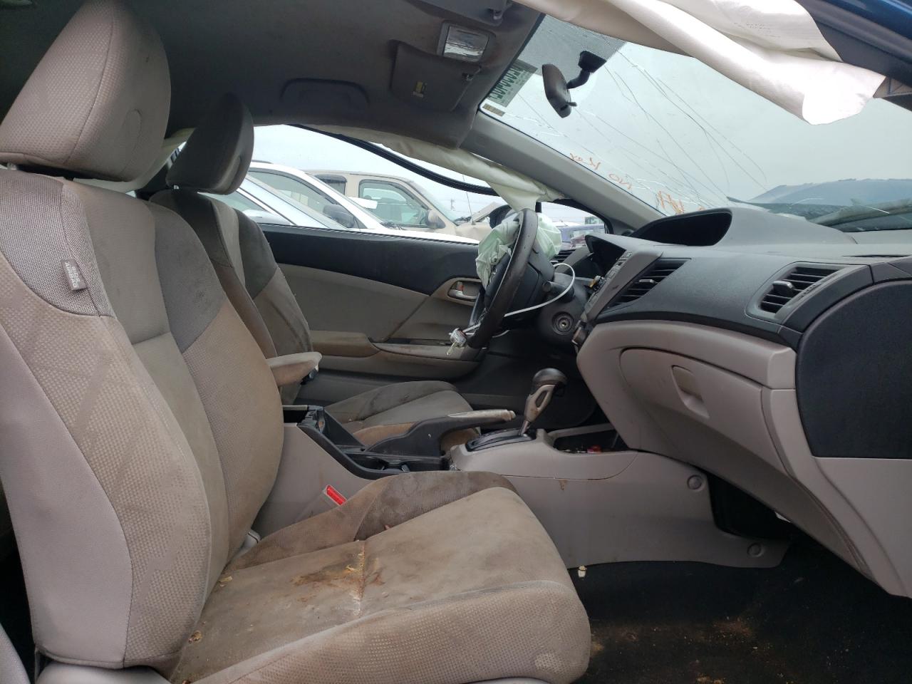 Photo 5 from auction – 2012 HONDA CIVIC LX with VIN 2HGFG3B51CH543407