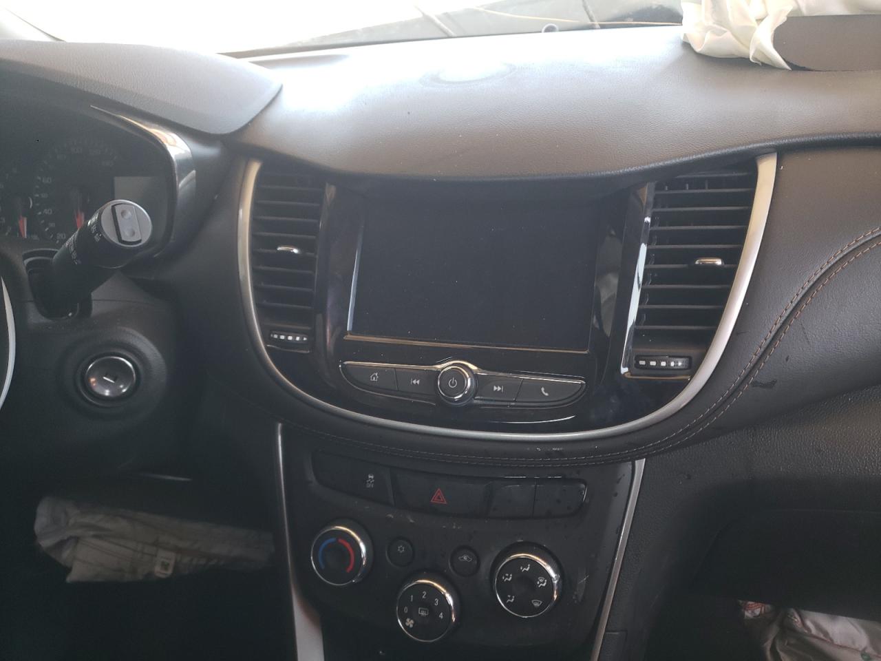 Photo 9 from auction – 2020 CHEVROLET TRAX LS with VIN KL7CJKSB2LB045712