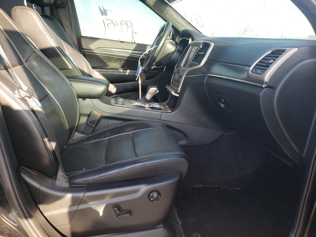 Photo 5 from auction – 2017 JEEP GRAND CHER with VIN 1C4RJFBG0HC931514