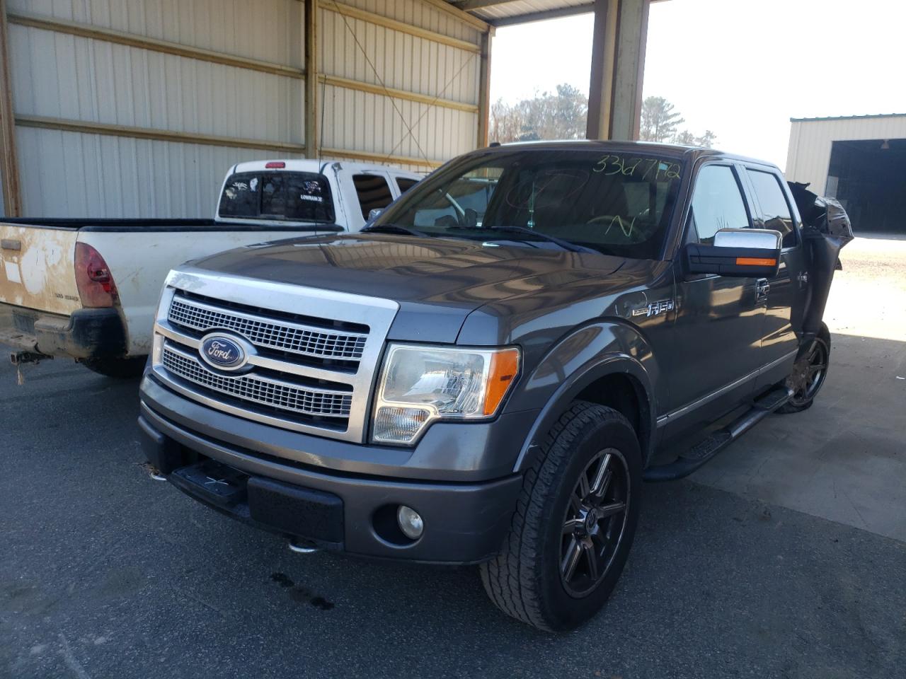 Photo 2 from auction – 2010 FORD F150 SUPER with VIN 1FTFW1EV1AFA61570