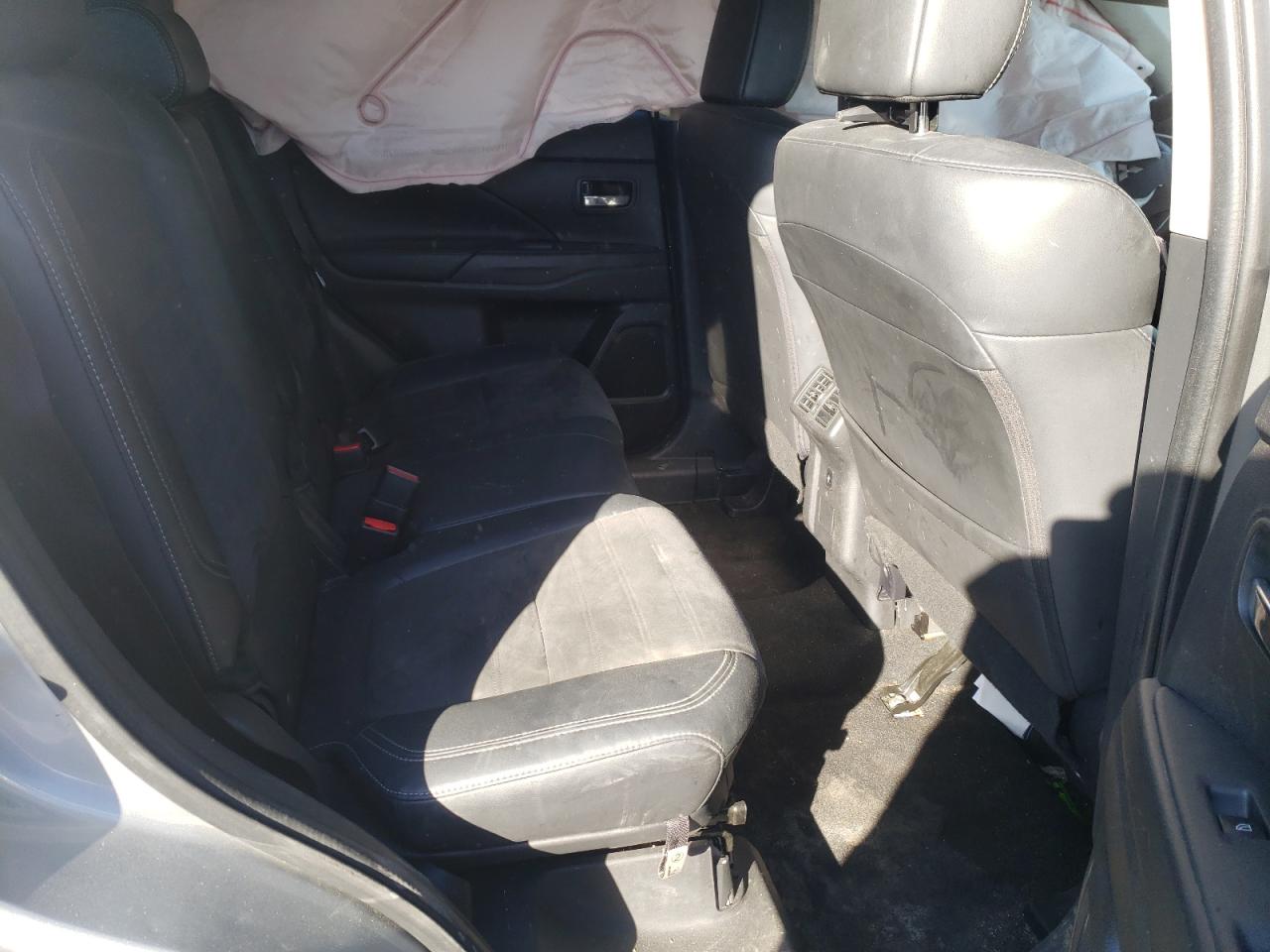 Photo 6 from auction – 2019 MITSUBISHI OUTLANDER with VIN JA4AD3A34KZ046863