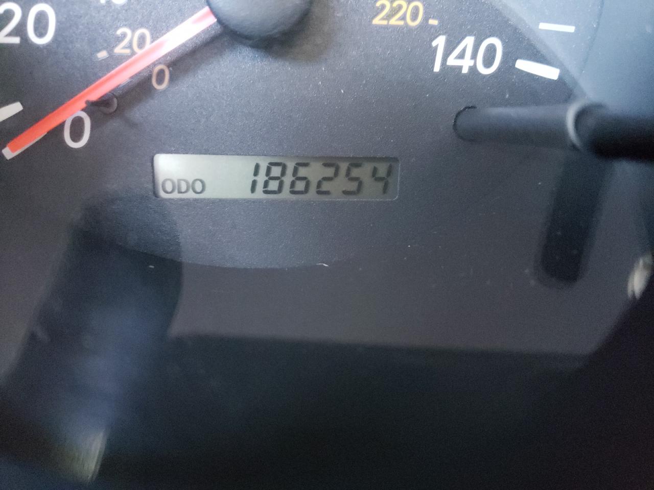 Photo 8 from auction – 2003 TOYOTA HIGHLANDER with VIN JTEGF21A730115730