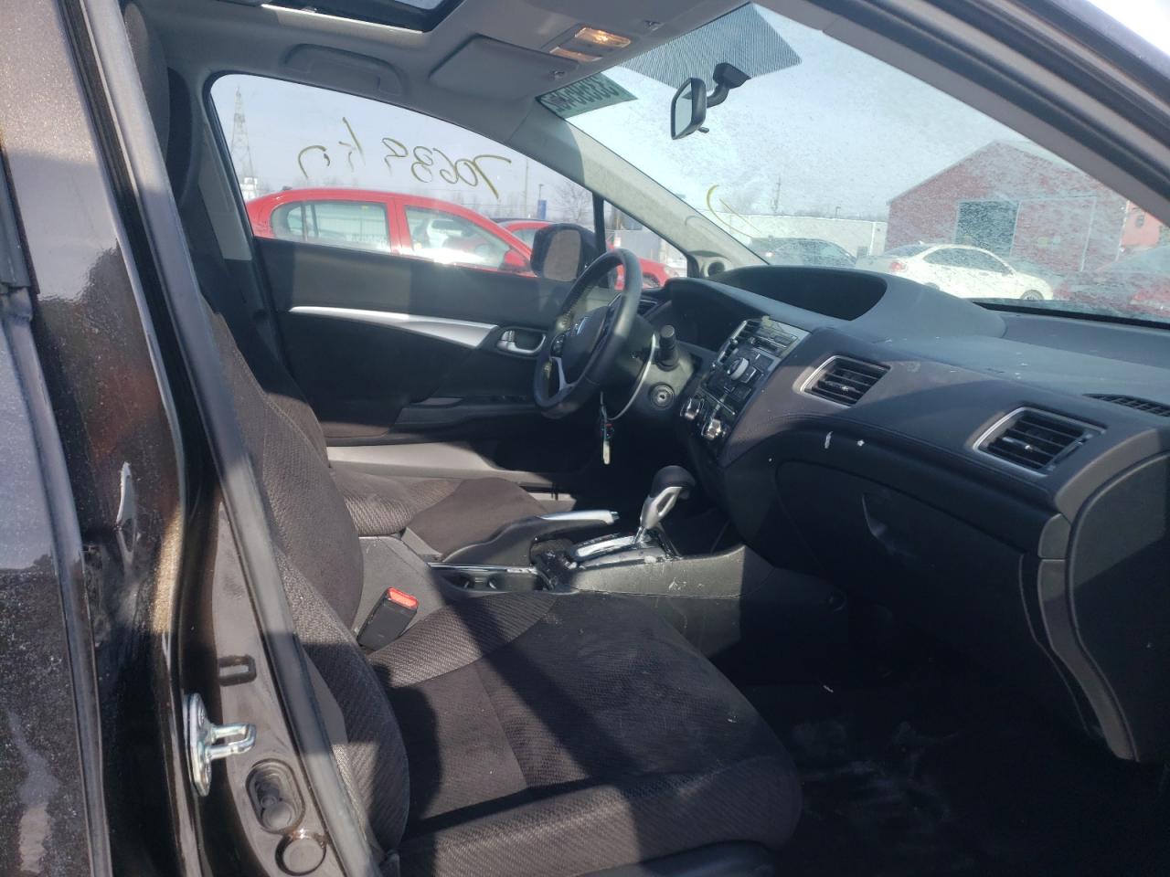 Photo 5 from auction – 2013 HONDA CIVIC LX with VIN 2HGFB2F52DH039727