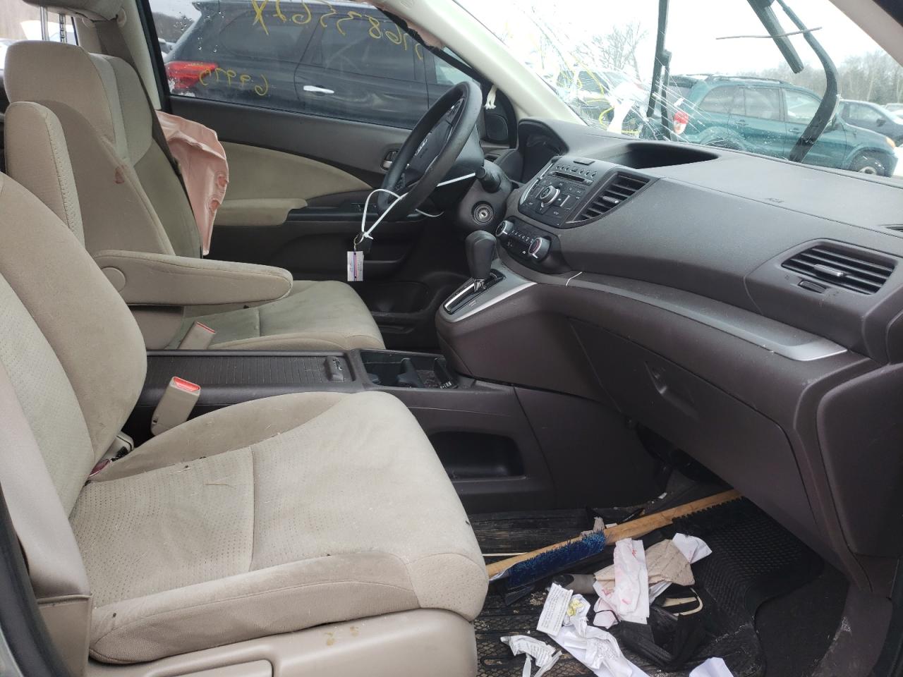 Photo 5 from auction – 2012 HONDA CR-V EX with VIN JHLRM4H53CC017786