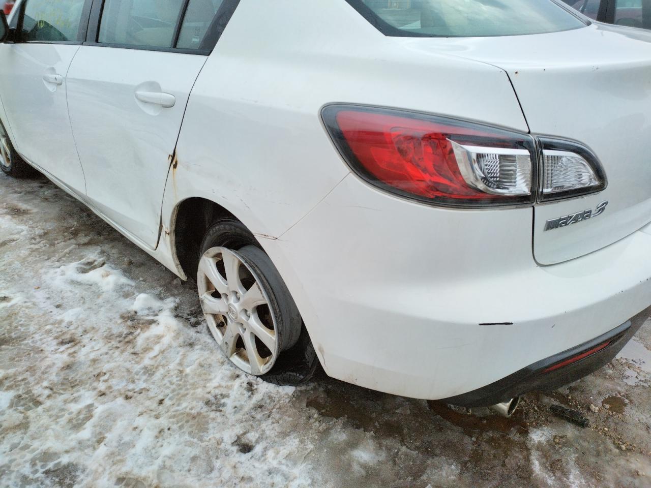 Photo 9 from auction – 2011 MAZDA 3 I with VIN JM1BL1VG8B1355734