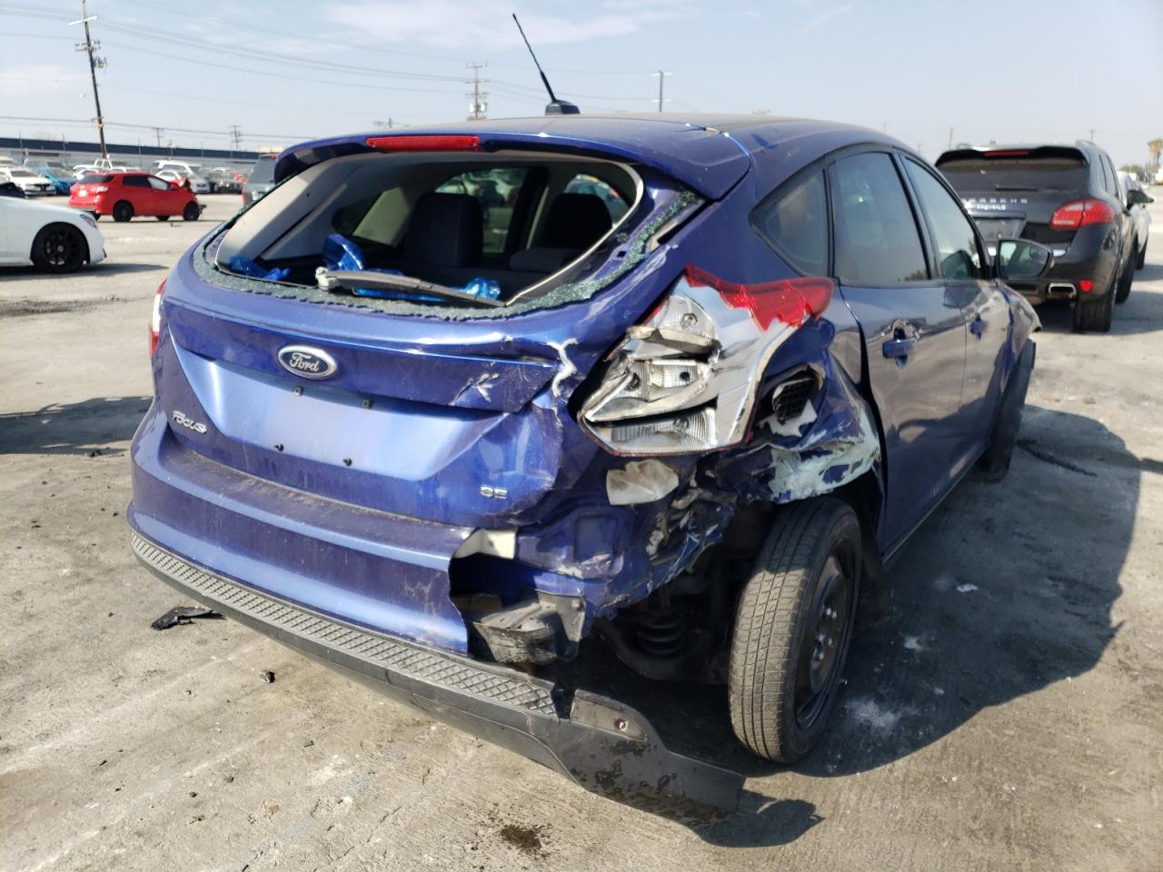 Photo 9 from auction – 2012 FORD FOCUS SE with VIN 1FAHP3K24CL453111