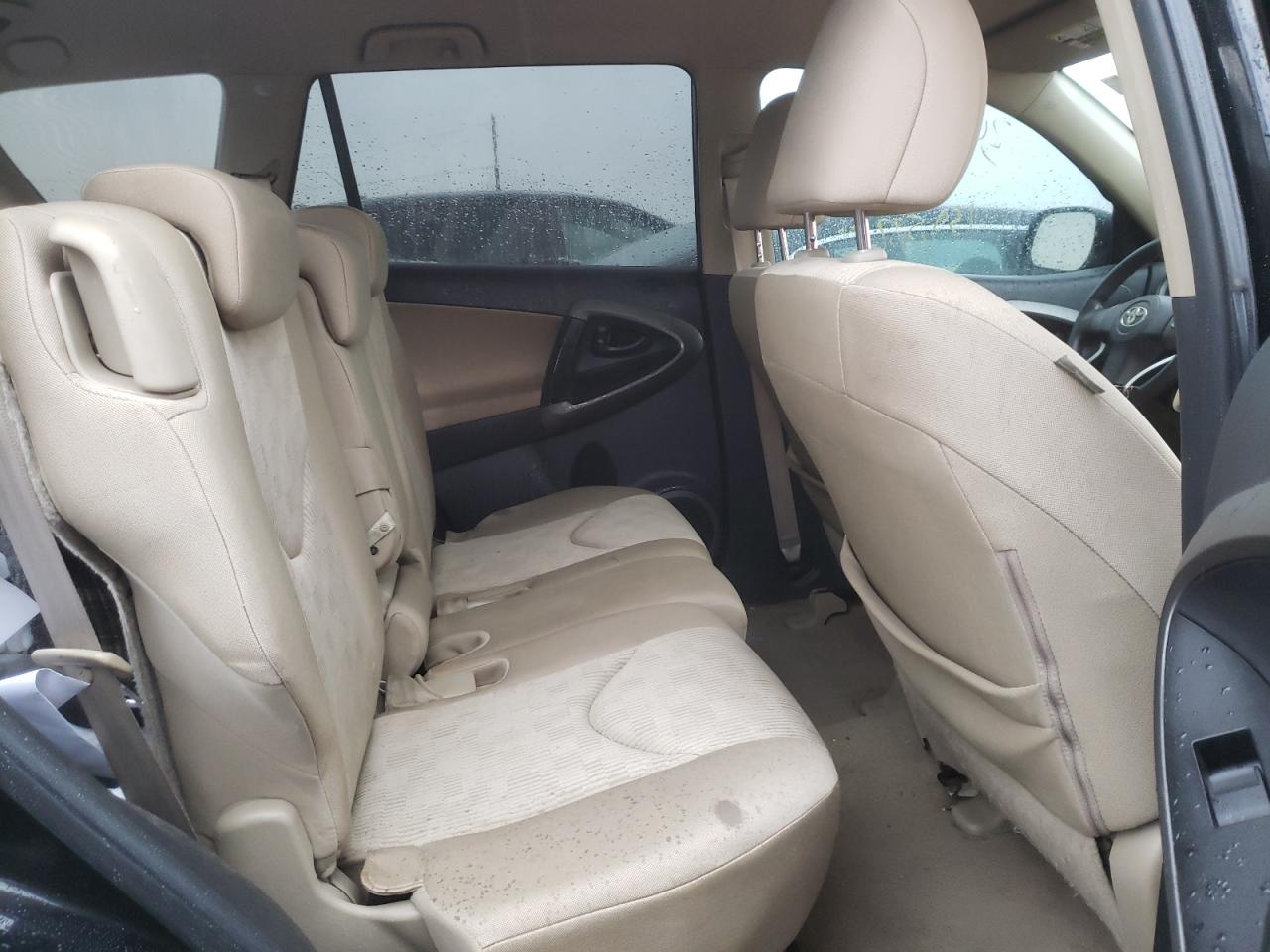 Photo 6 from auction – 2011 TOYOTA RAV4 with VIN 2T3BF4DV8BW097709
