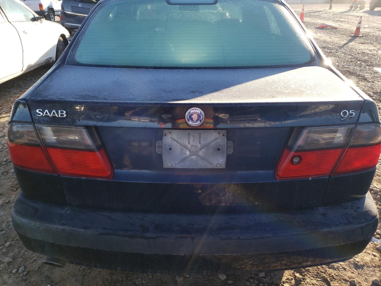 Photo 10 from auction – 2000 SAAB 9-5 AERO with VIN YS3EH45G7Y3061893