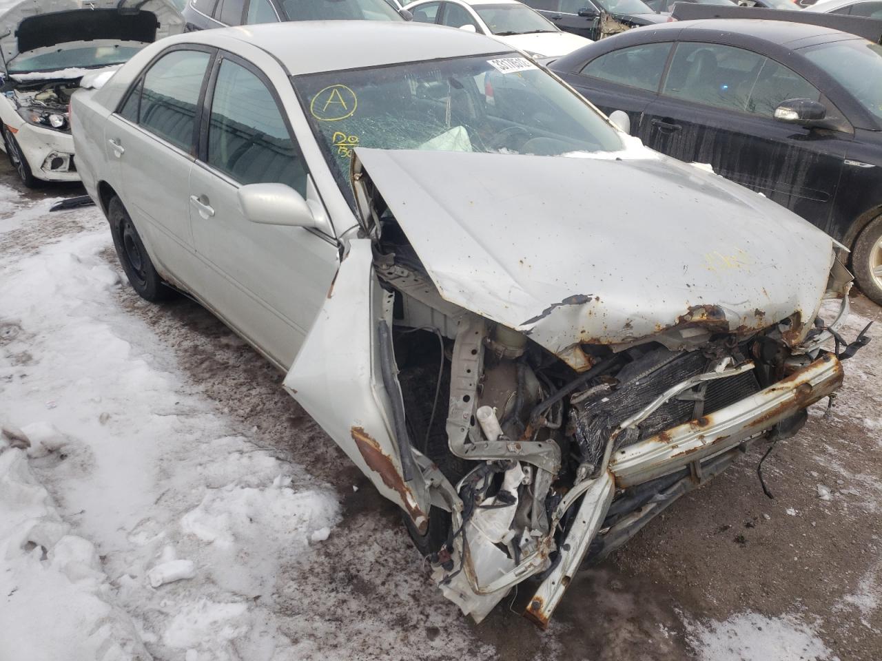 TOYOTA CAMRY LE 2003 with VIN JTDBE32KX30186726 - Photo from auction
