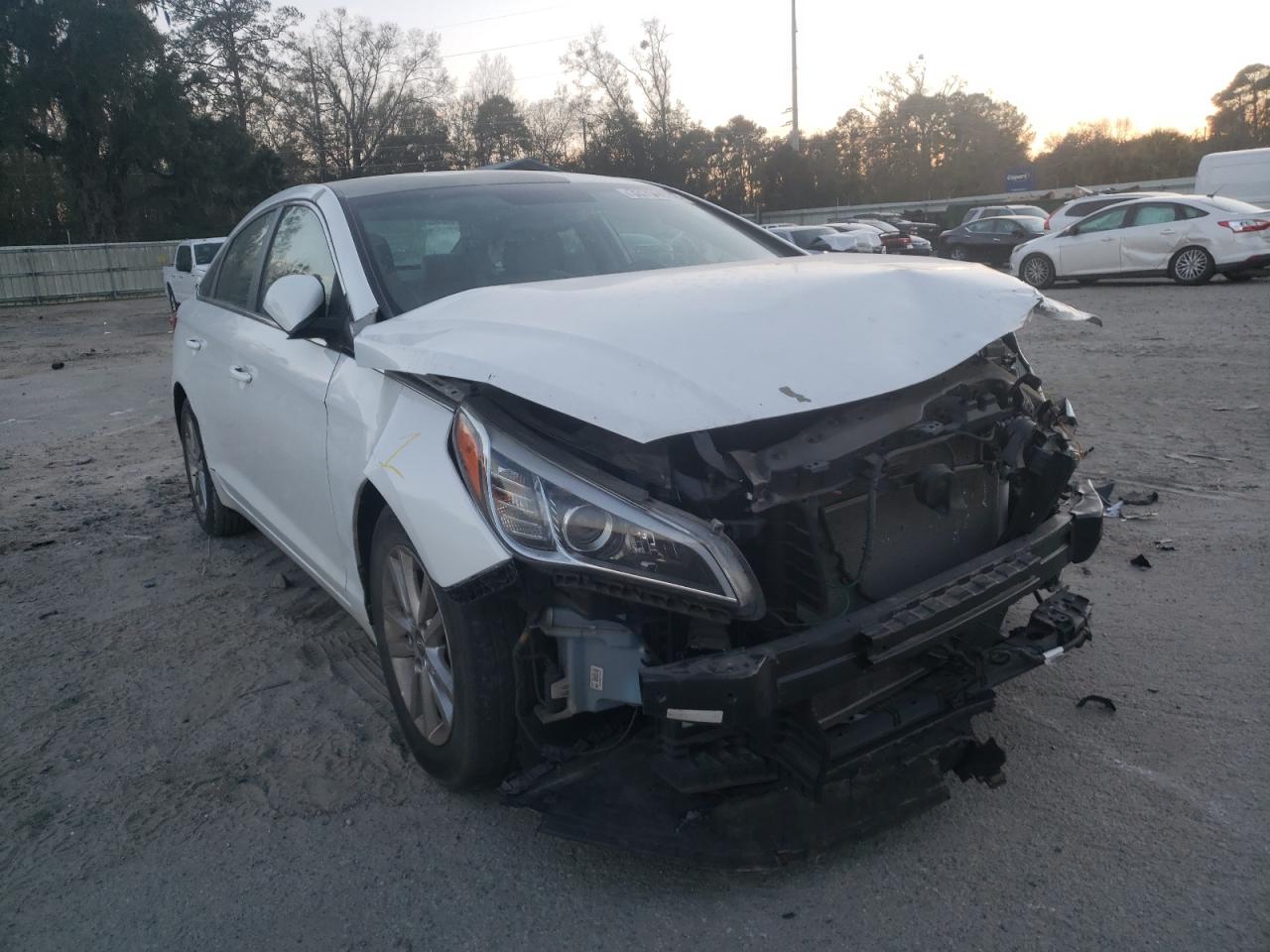 HYUNDAI SONATA SE 2016 with VIN 5NPE24AF7GH323579 - Photo from auction