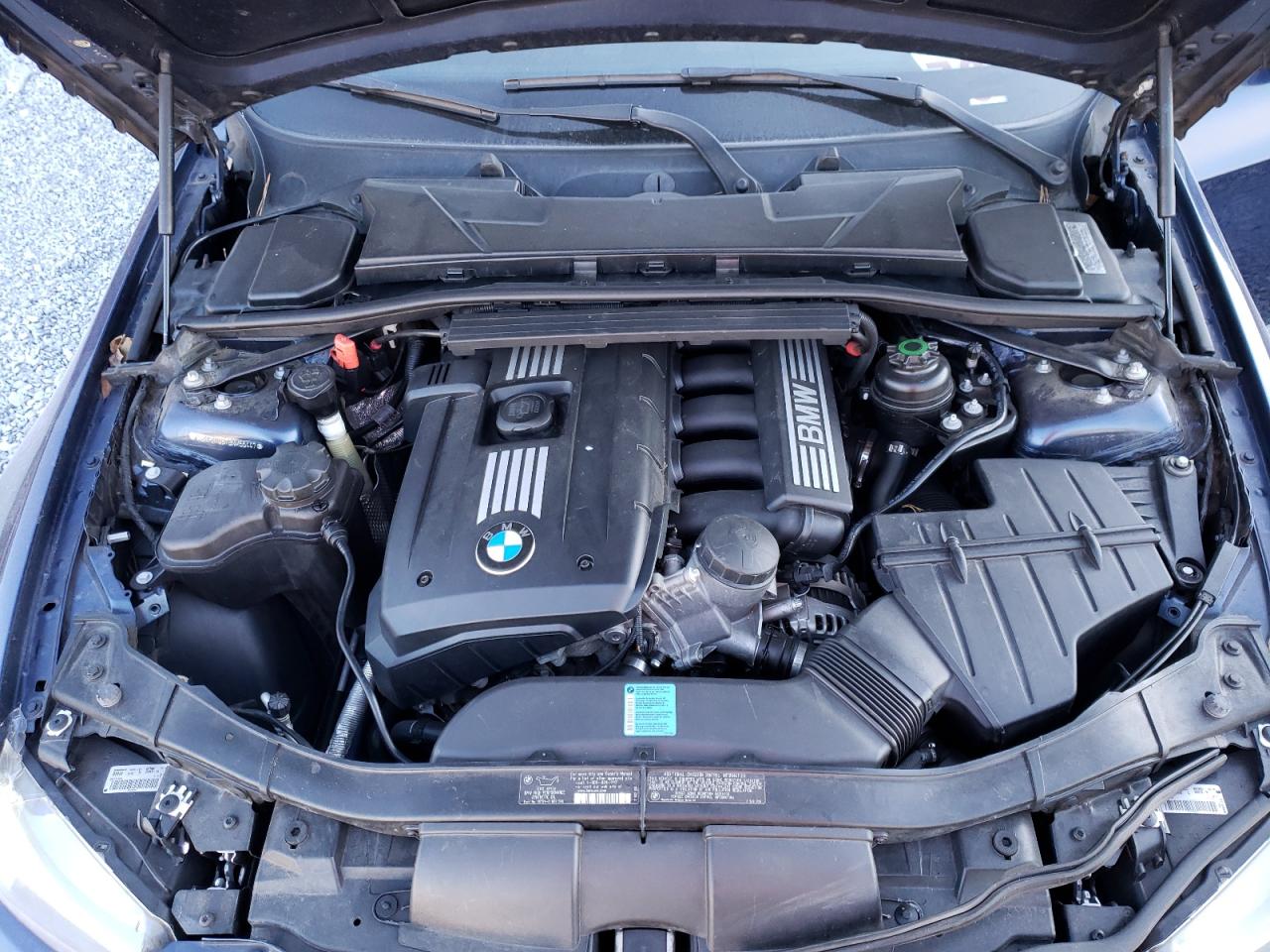 Photo 7 from auction – 2011 BMW 328 I with VIN WBAPH7G57BNM55447
