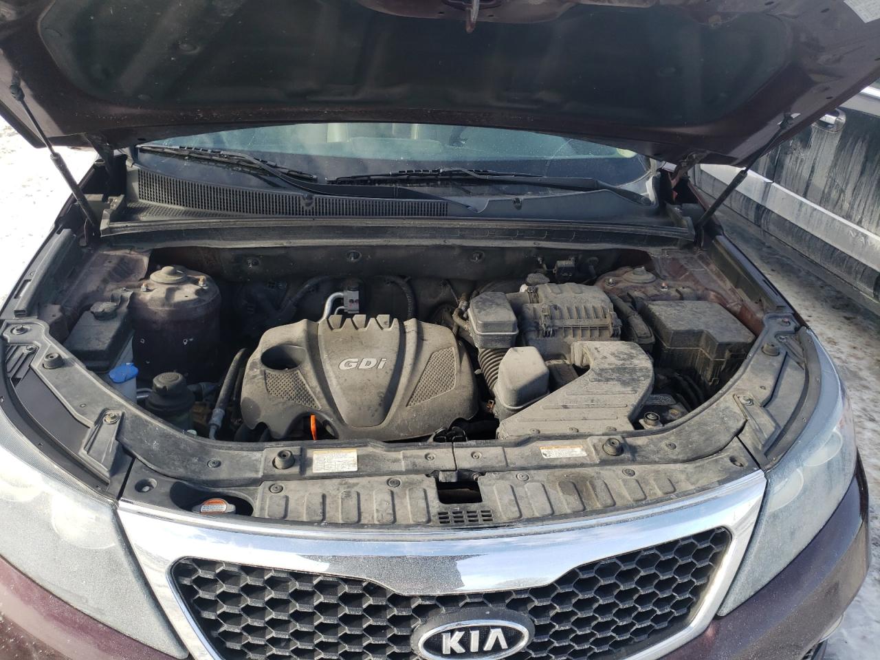 Photo 7 from auction – 2012 KIA SORENTO EX with VIN 5XYKU4A64CG284741