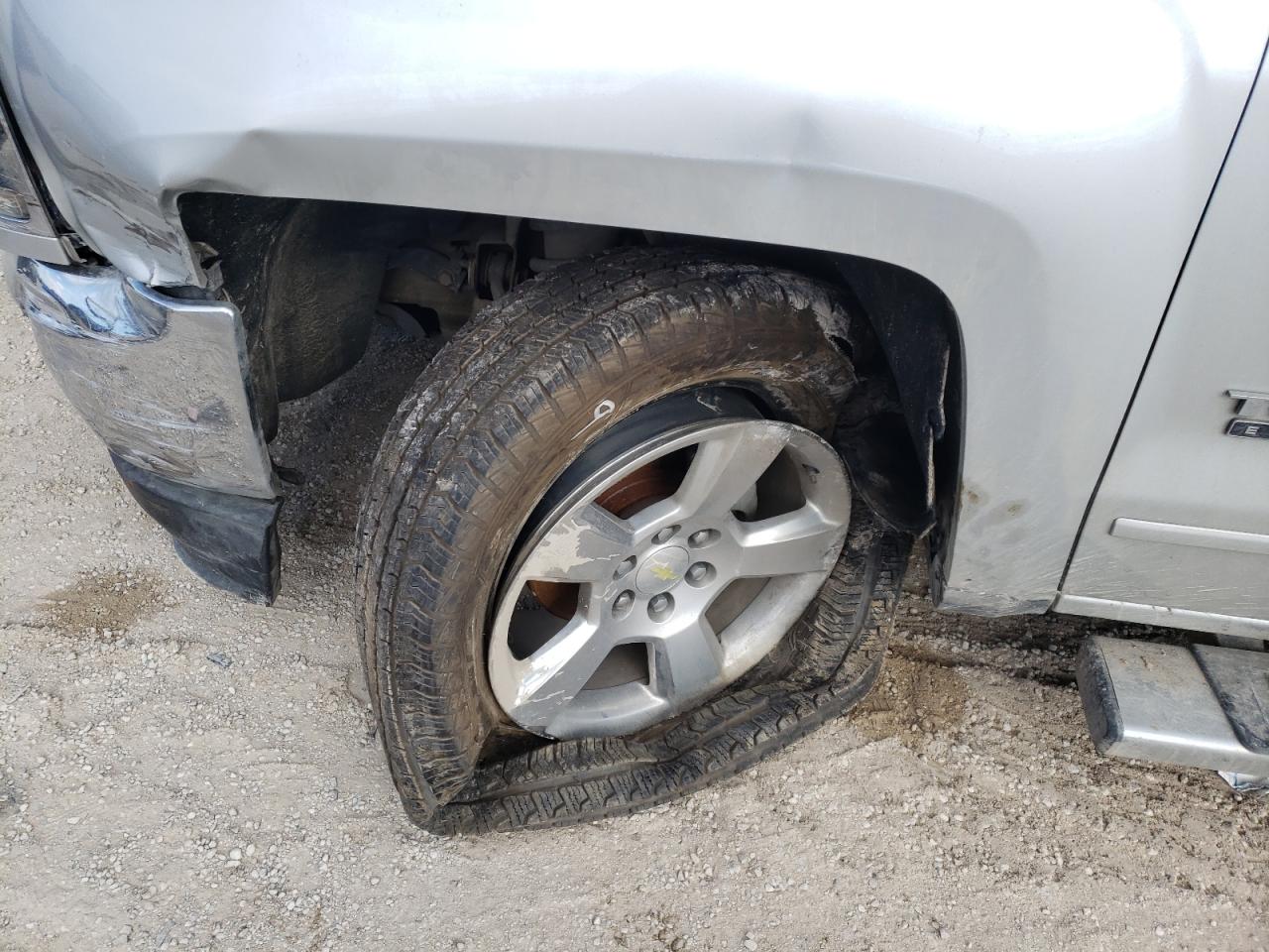 Photo 9 from auction – 2016 CHEVROLET SILVERADO with VIN 3GCPCREC6GG121828