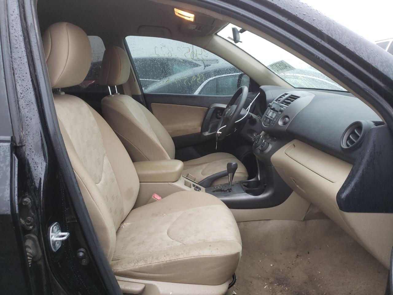 Photo 5 from auction – 2011 TOYOTA RAV4 with VIN 2T3BF4DV8BW097709