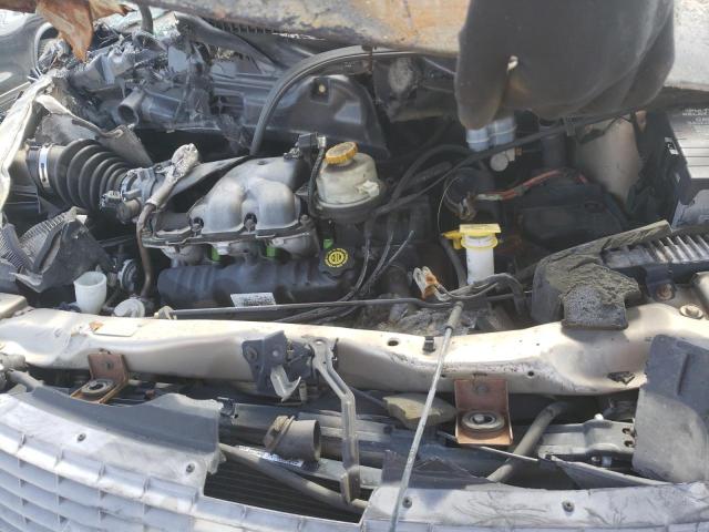 Photo 7 from auction – 2002 CHRYSLER TOWN & COU with VIN 2C4GP44392R504674