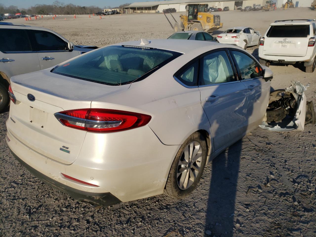 Photo 4 from auction – 2020 FORD FUSION SE with VIN 3FA6P0HD0LR160564