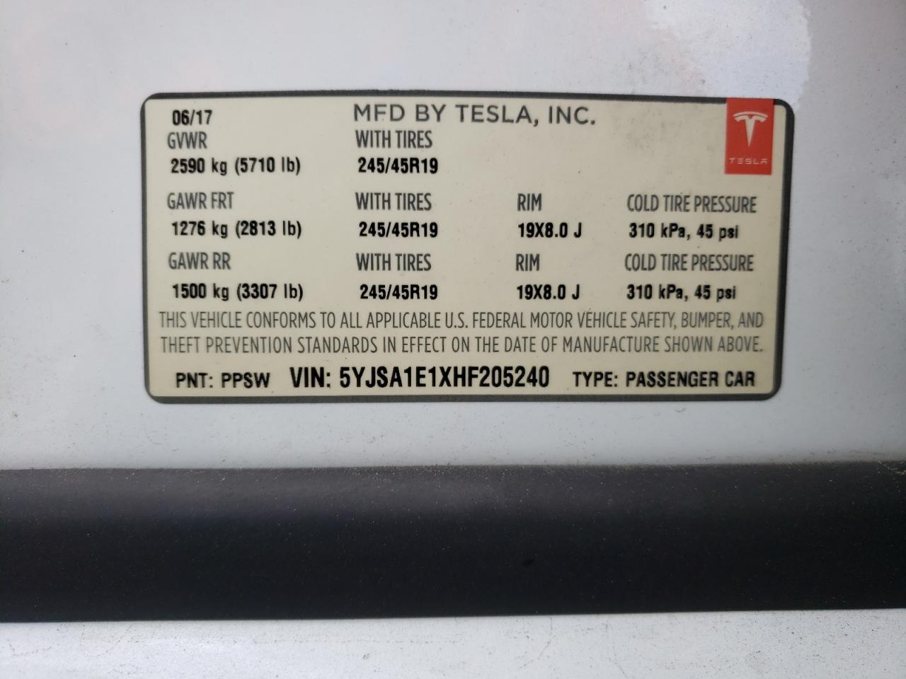 Photo 11 from auction – 2017 TESLA MODEL S with VIN 5YJSA1E1XHF205240