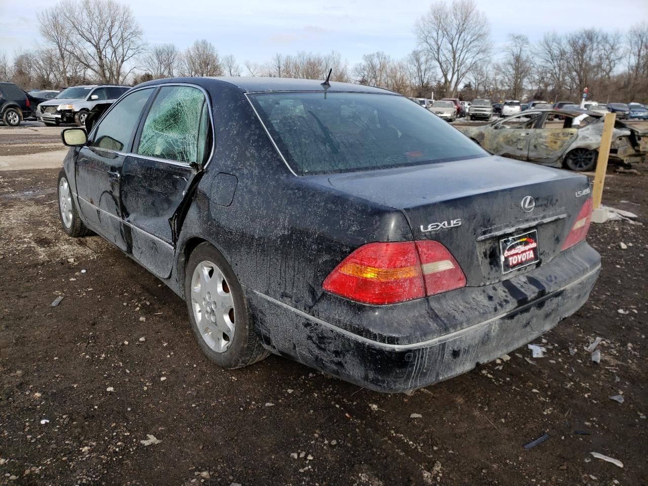 Photo 3 from auction – 2001 LEXUS LS 430 with VIN JTHBN30F510025055