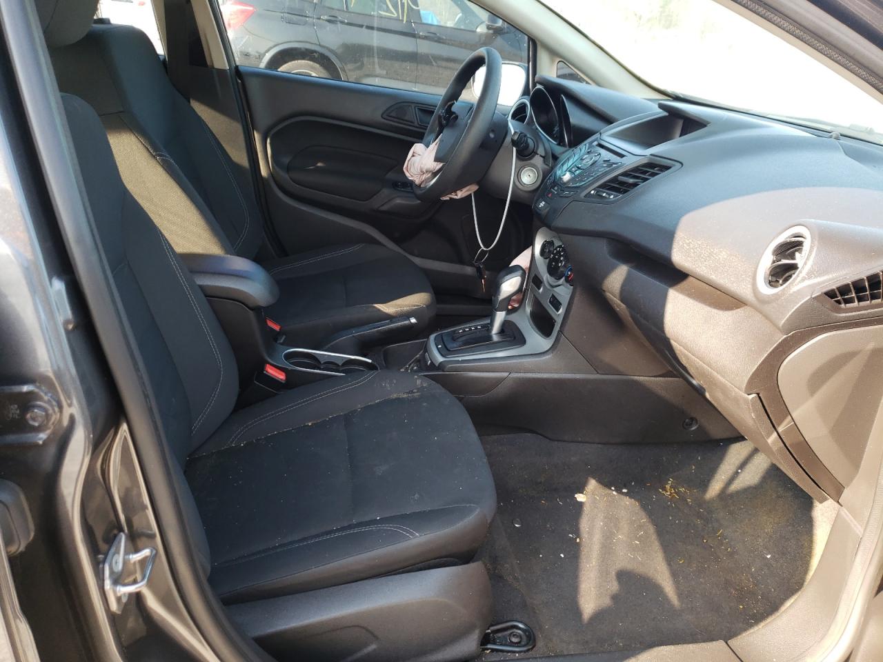 Photo 5 from auction – 2017 FORD FIESTA SE with VIN 3FADP4BJ0HM144897